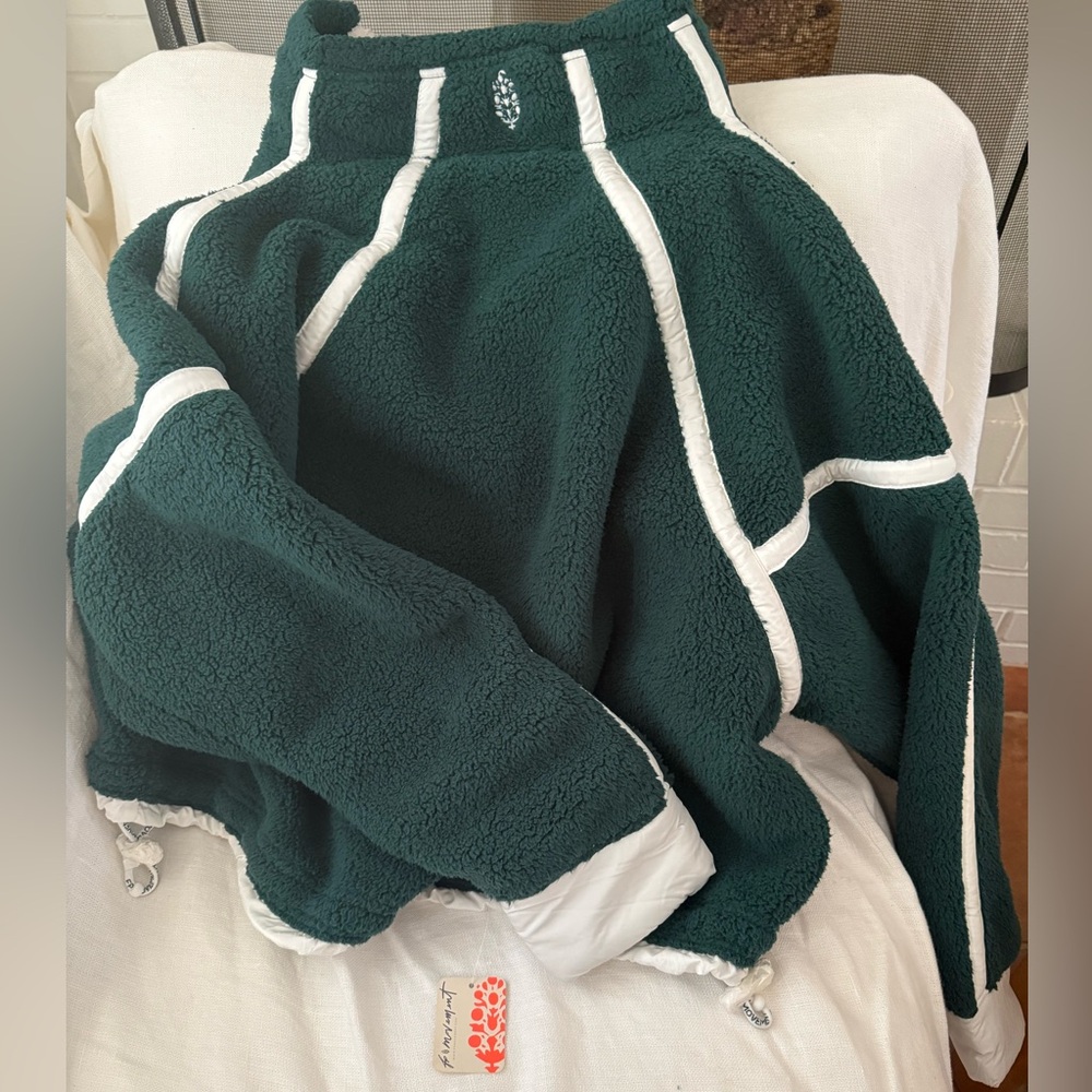 FP Movement Mountain High Fleece Evergreen Jacket - Picture 5 of 11
